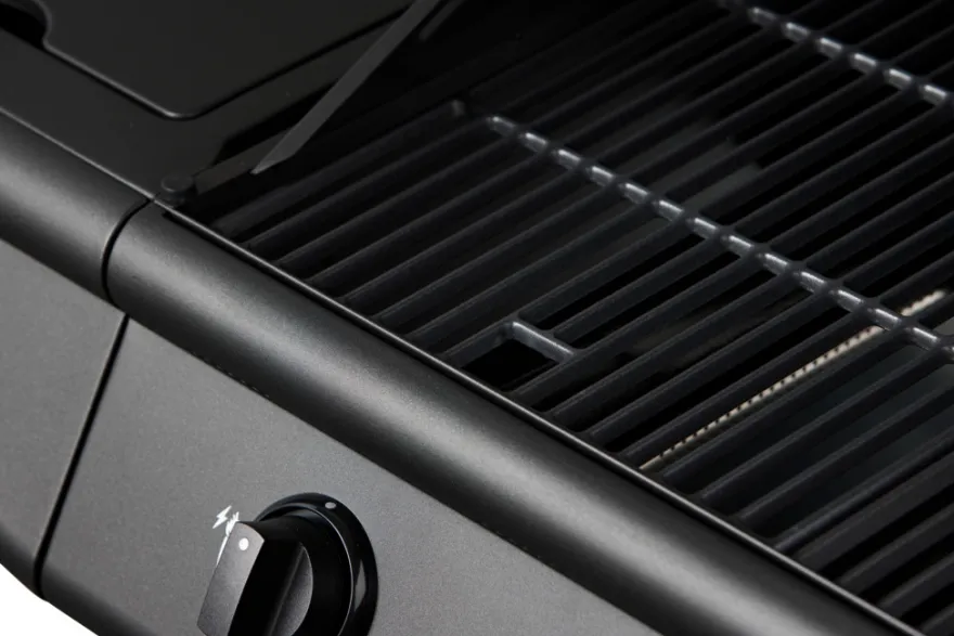 Gassgrill 3 brennere og sidebrenner svart - Grillexpert