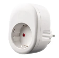 Smart uttak WiFi hvit m/jord